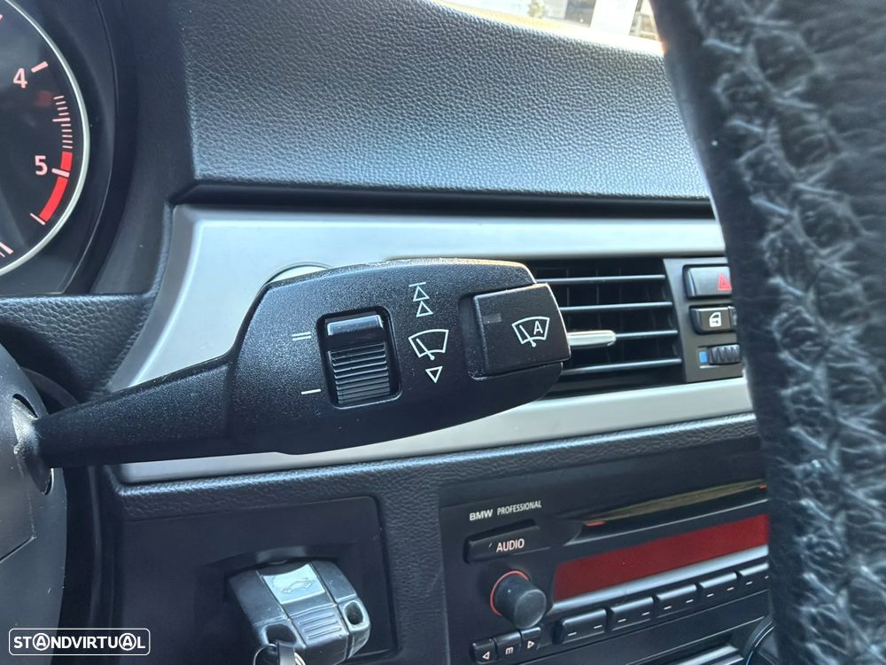 BMW 320 d Exclusive - 14