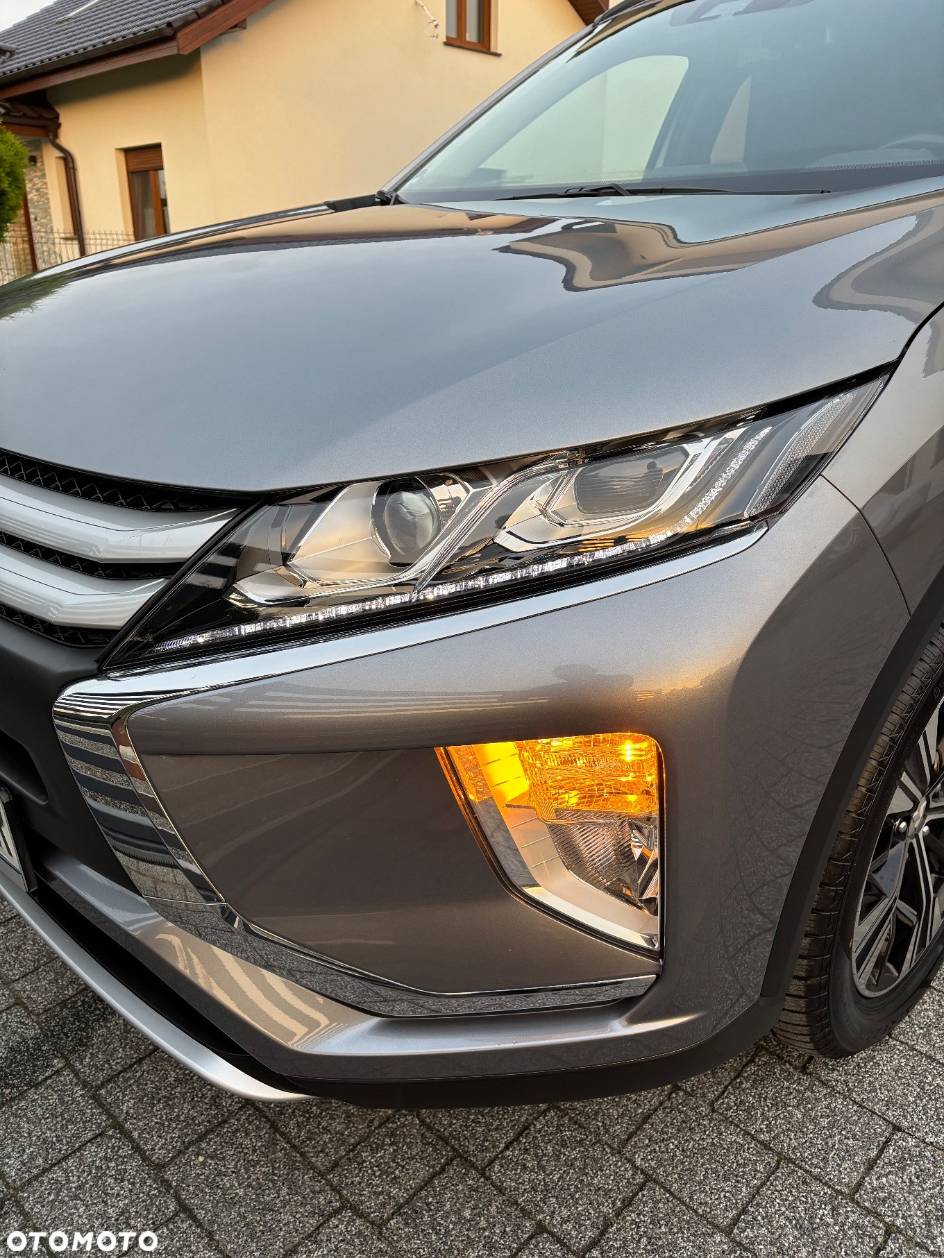 Mitsubishi Eclipse Cross 1.5 T Intense - 32