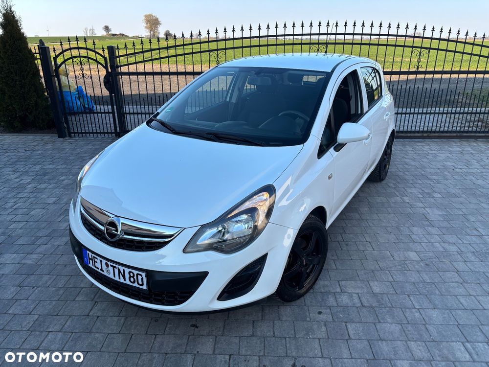 Opel Corsa 1.2 16V Essentia - 1