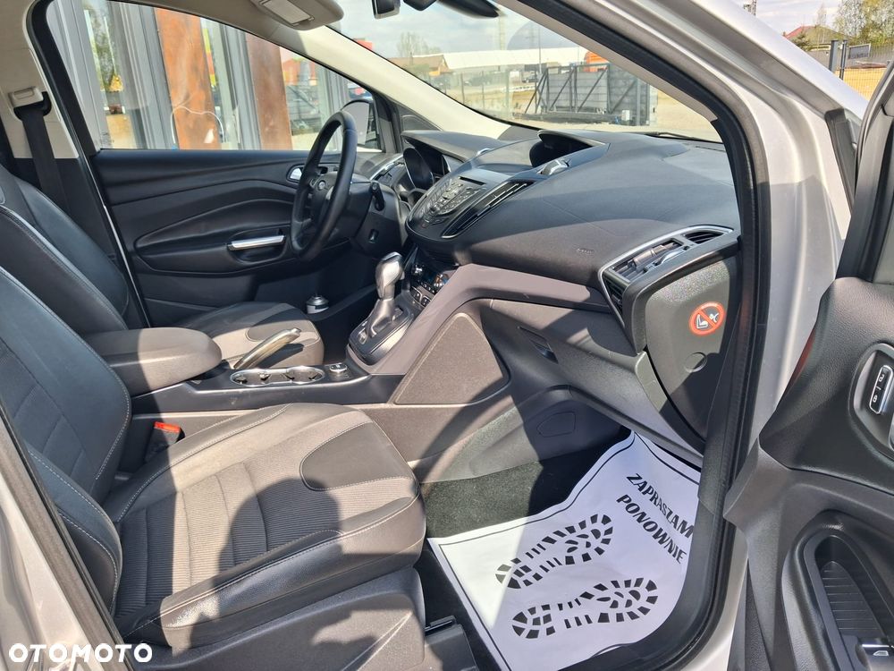 Ford Kuga 2.0 TDCi 4x4 Titanium - 17