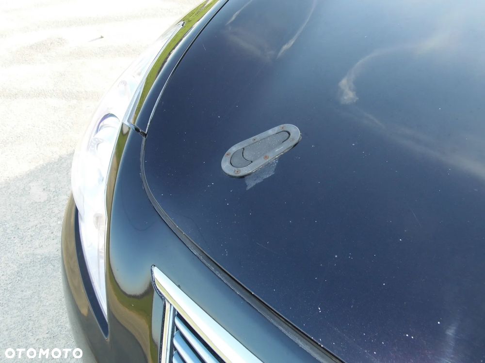 Infiniti G G37 AWD - 11