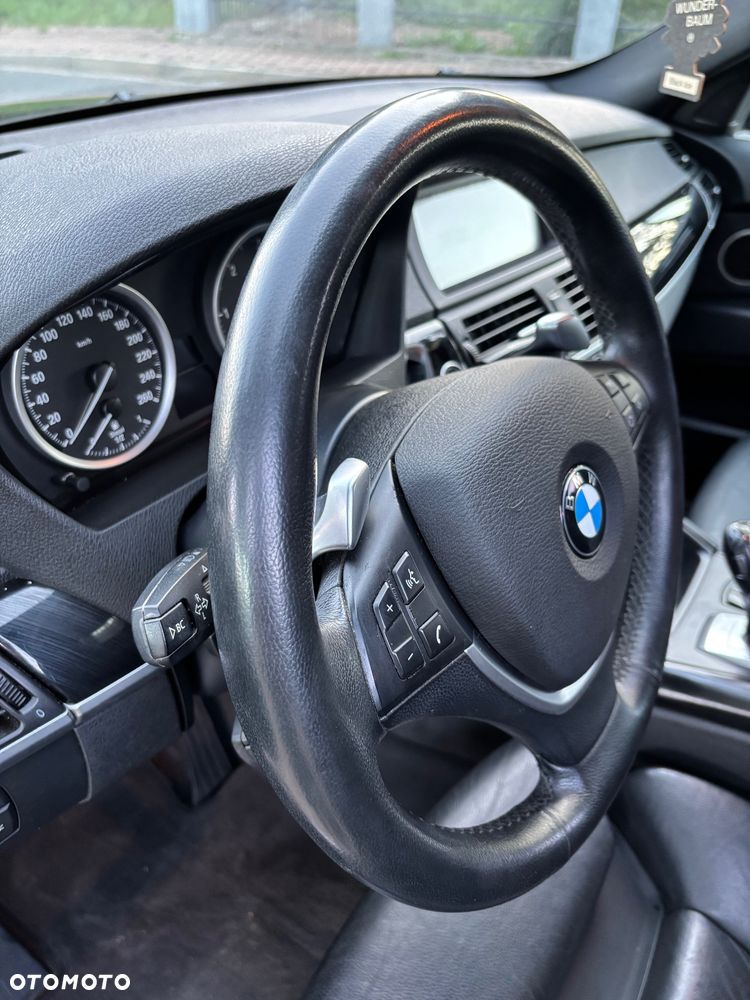 BMW X6 - 35