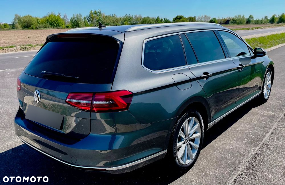 Volkswagen Passat Variant 2.0 TDI SCR DSG Highline - 4