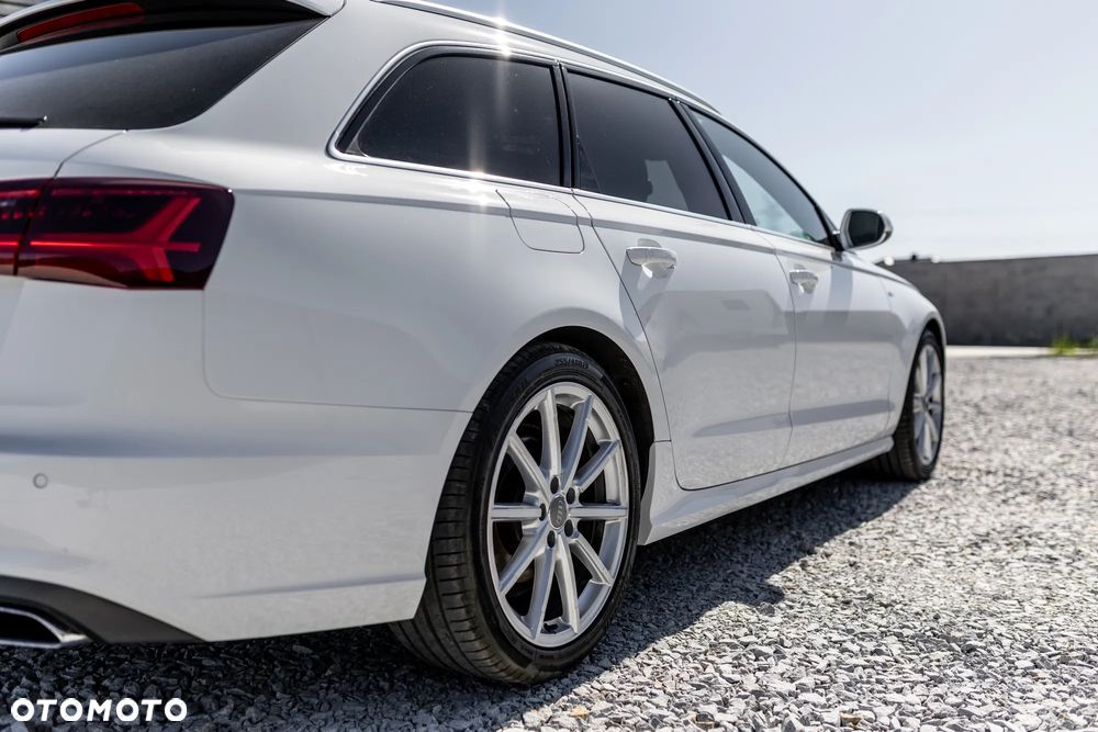 Audi A6 Avant 2.0 TDI Ultra S tronic - 29