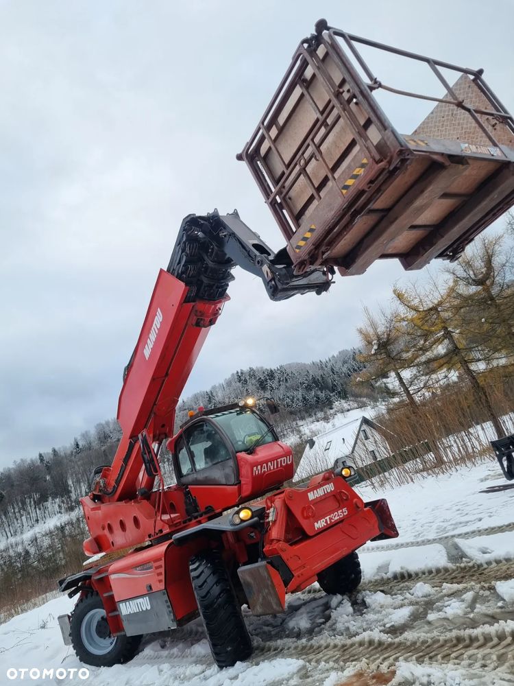 Manitou MRT3255+ PRIVILAGE Ładowarka Teleskopowa 32metry 5630 mtg Kosz (Pilot 2 funkcje) Wciągarka hydr. Widły. Jak Nowa z Norwegii! 2017r. KLIMA Webasto post. Kamera DEKRA 2026r. Po serwisach 100h temu! skręt 4 koła. Auto-poziomowanie! jazda szybka wolna. Zero luzów wycieków! - 26
