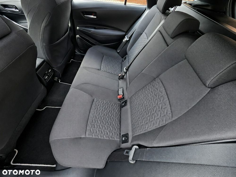 Toyota Corolla 1.8 Hybrid Comfort - 8