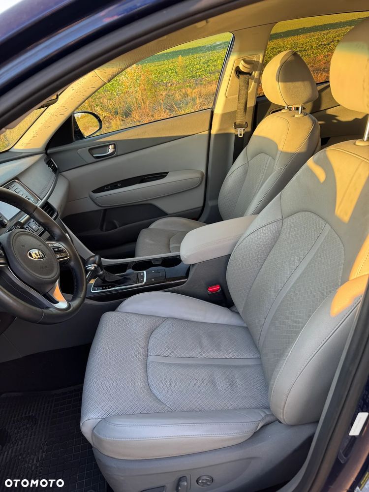 Kia Optima - 4