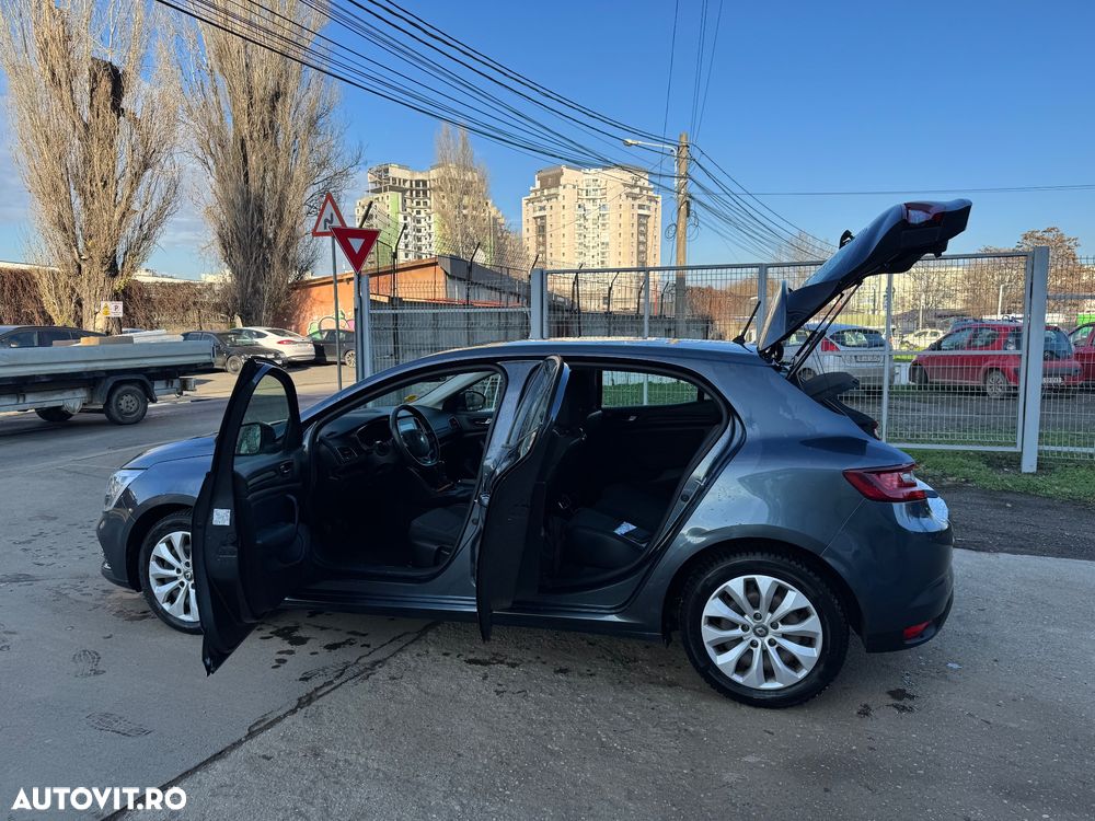 Renault Megane 1.5 dCi Pro - 9