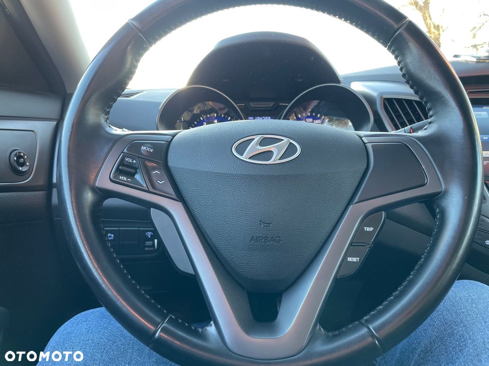 Hyundai Veloster 1.6 Turbo Premium - 12