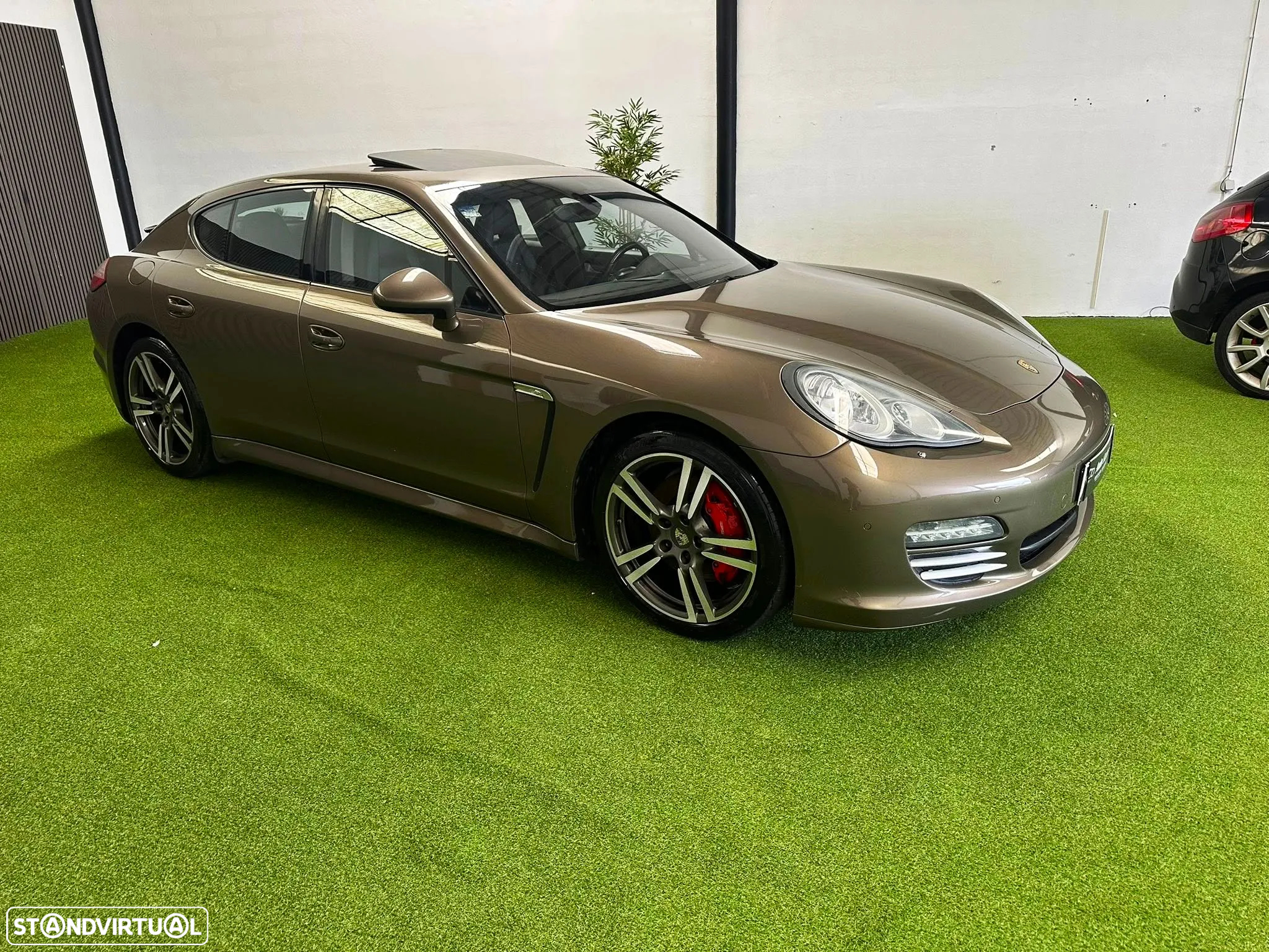 Porsche Panamera PDK - 6
