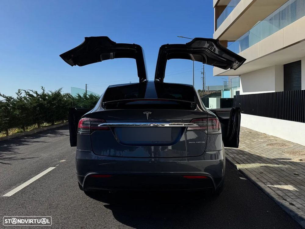 Tesla Model X 100 kWh Long Range Plus AWD - 11