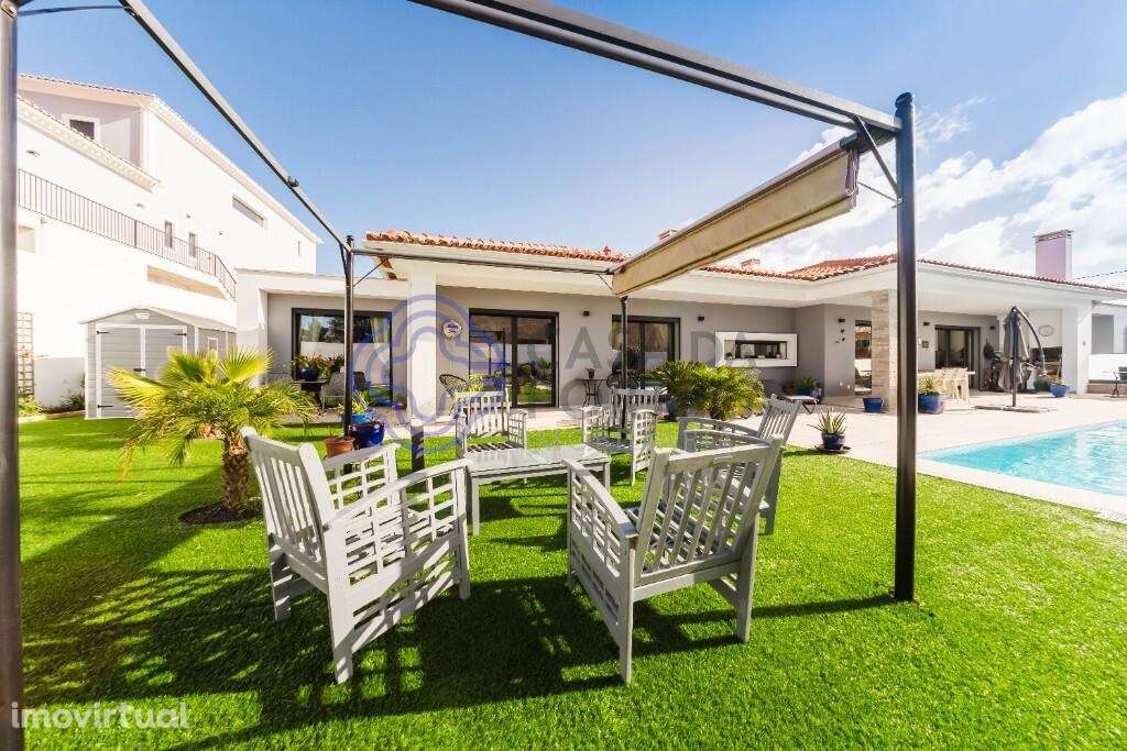 Moradia T3 térrea com piscina no Nadadouro - Grande imagem: 3/49