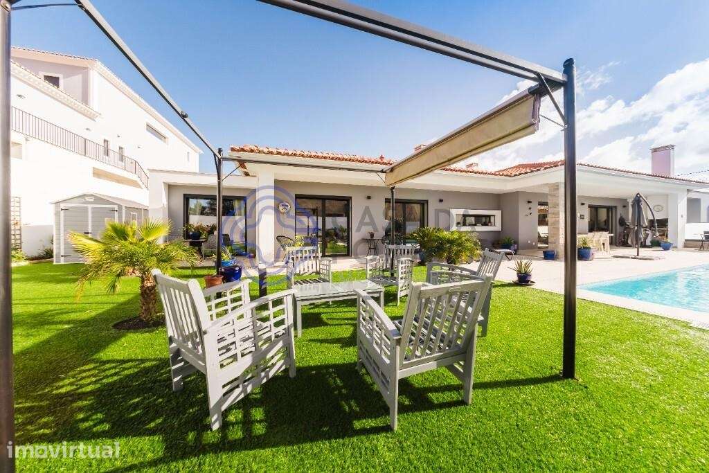 Moradia T3 térrea com piscina no Nadadouro - Grande imagem: 3/49