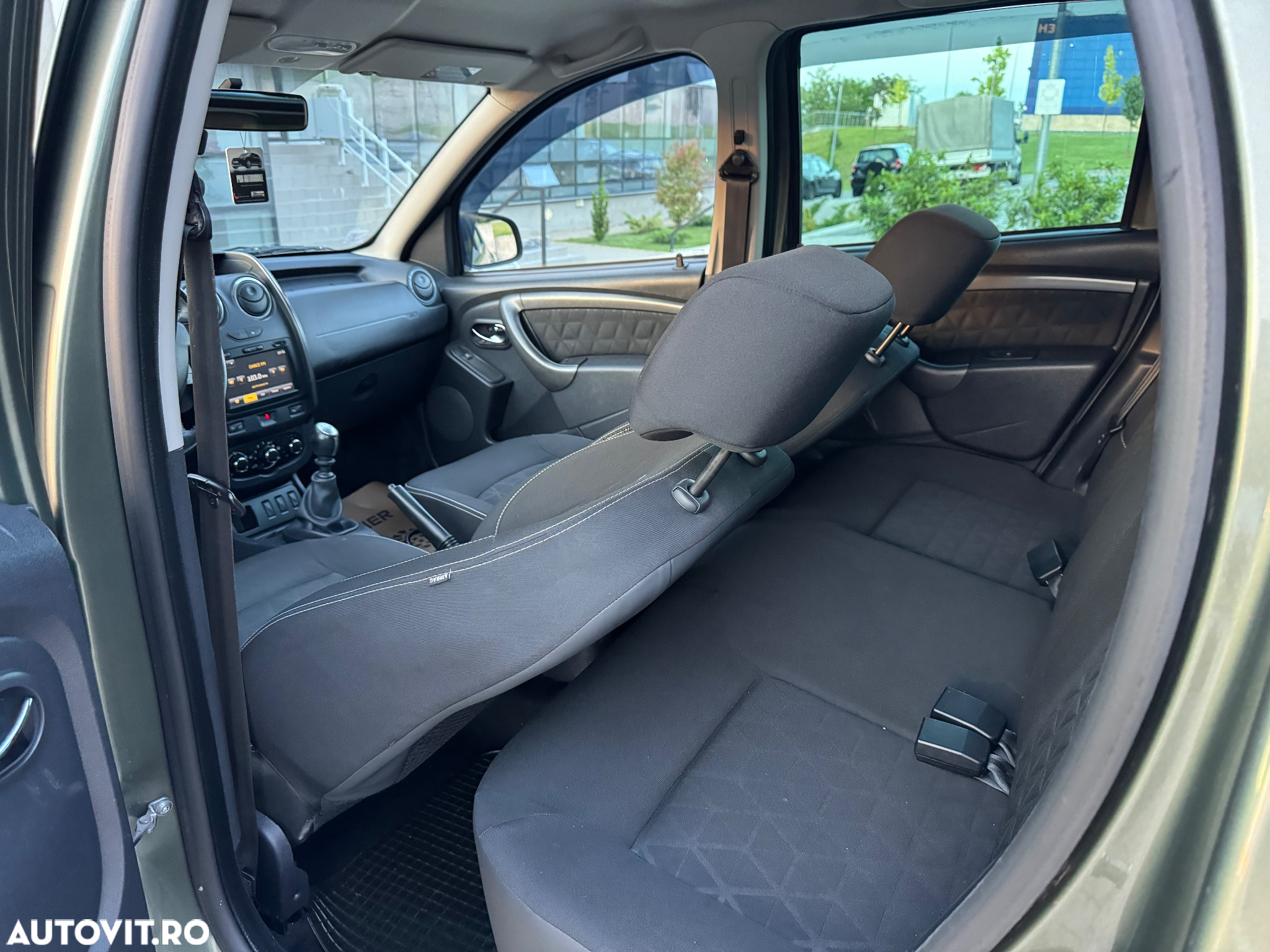 Dacia Duster 1.5 dCi 4x2 Prestige - 11