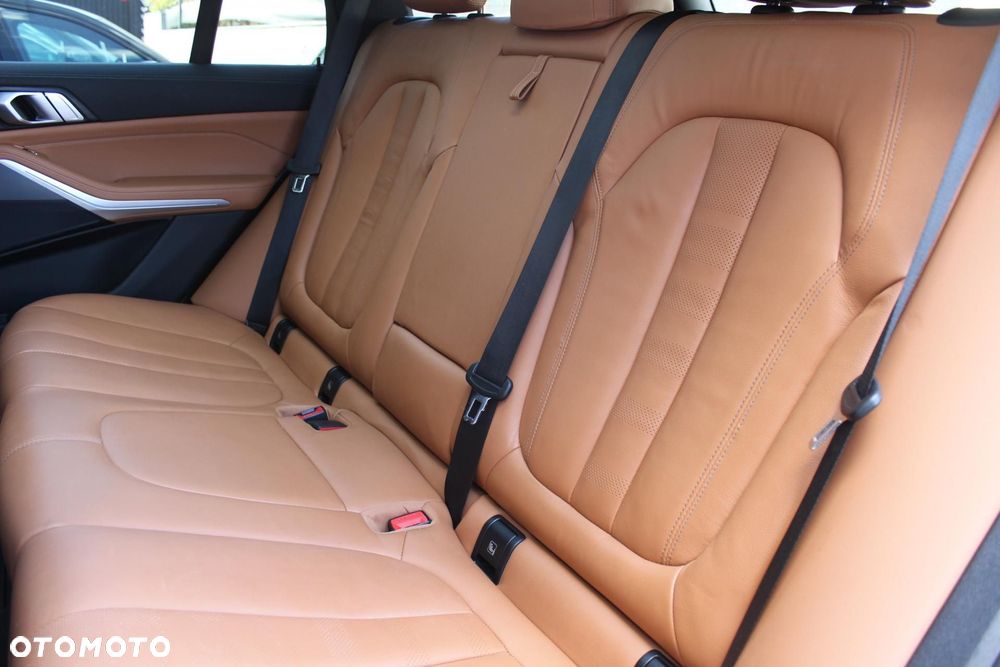 BMW X5 xDrive25d - 9