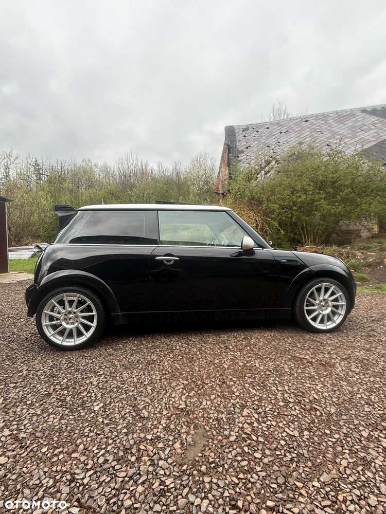 MINI Cooper Standard - 14