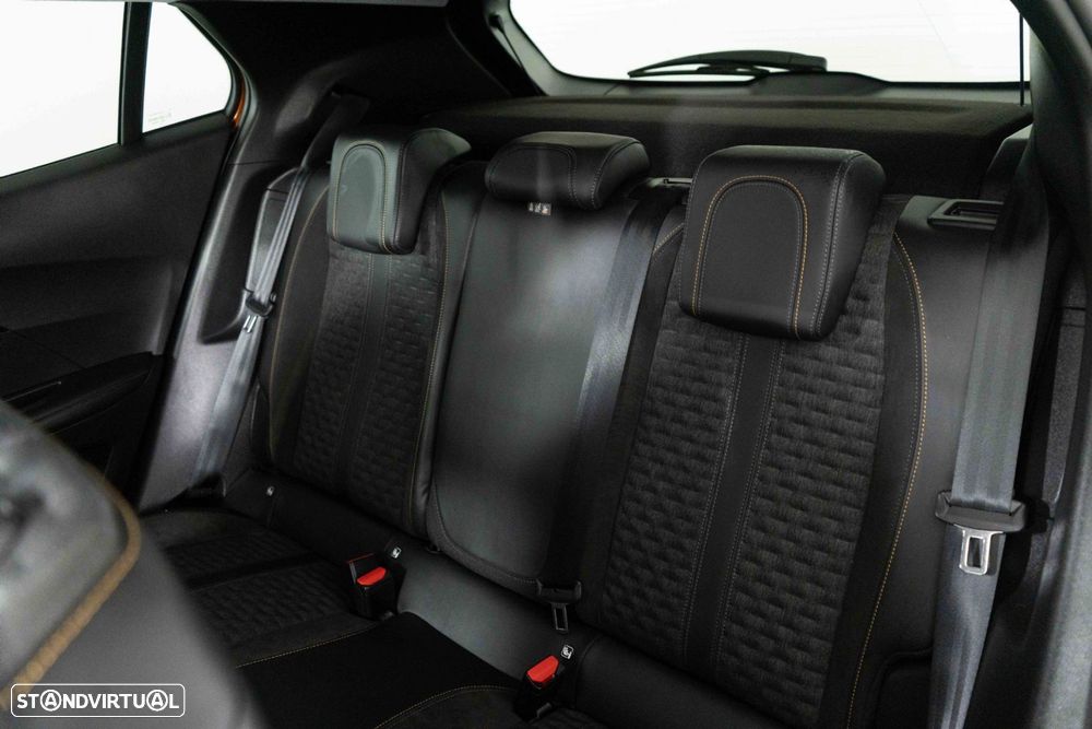 Peugeot e-2008 50 kWh Allure Pack - 10