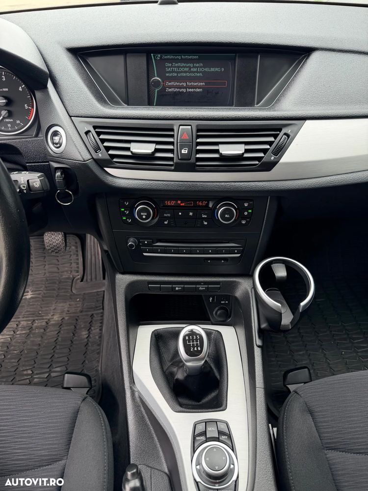 BMW X1 sDrive18d xLine - 20