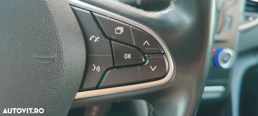 Renault Megane TCE 140 GPF Zen - 14