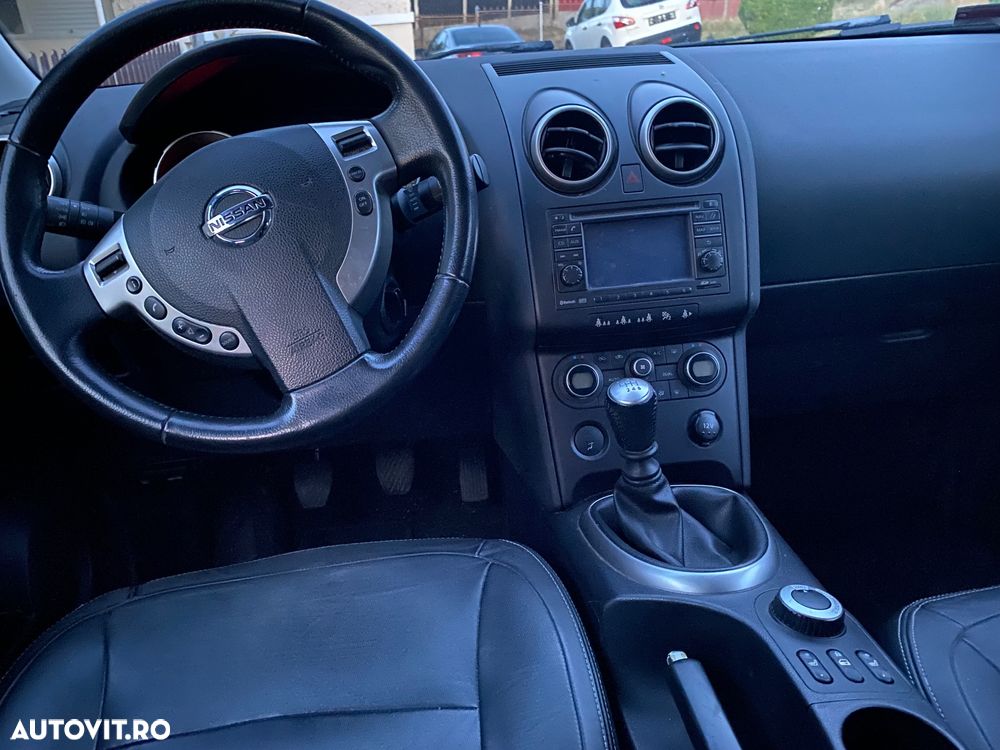 Nissan Qashqai+2 2.0 dCi DPF 4x4 tekna - 7
