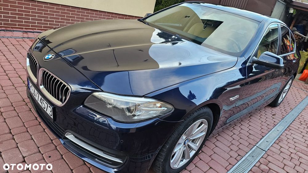 BMW Seria 5 528i xDrive Sport-Aut Luxury Line - 10