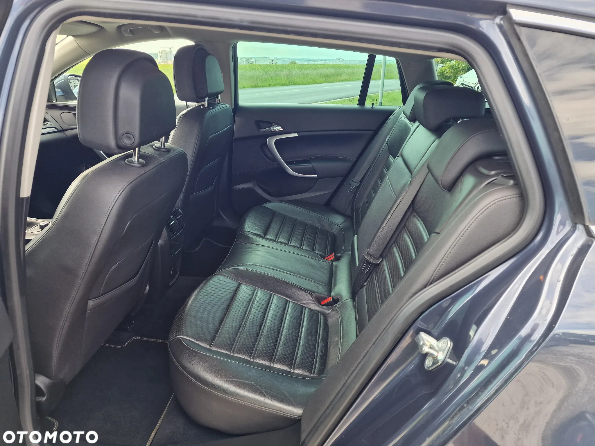 Opel Insignia 2.0 T Cosmo 4x4 - 22