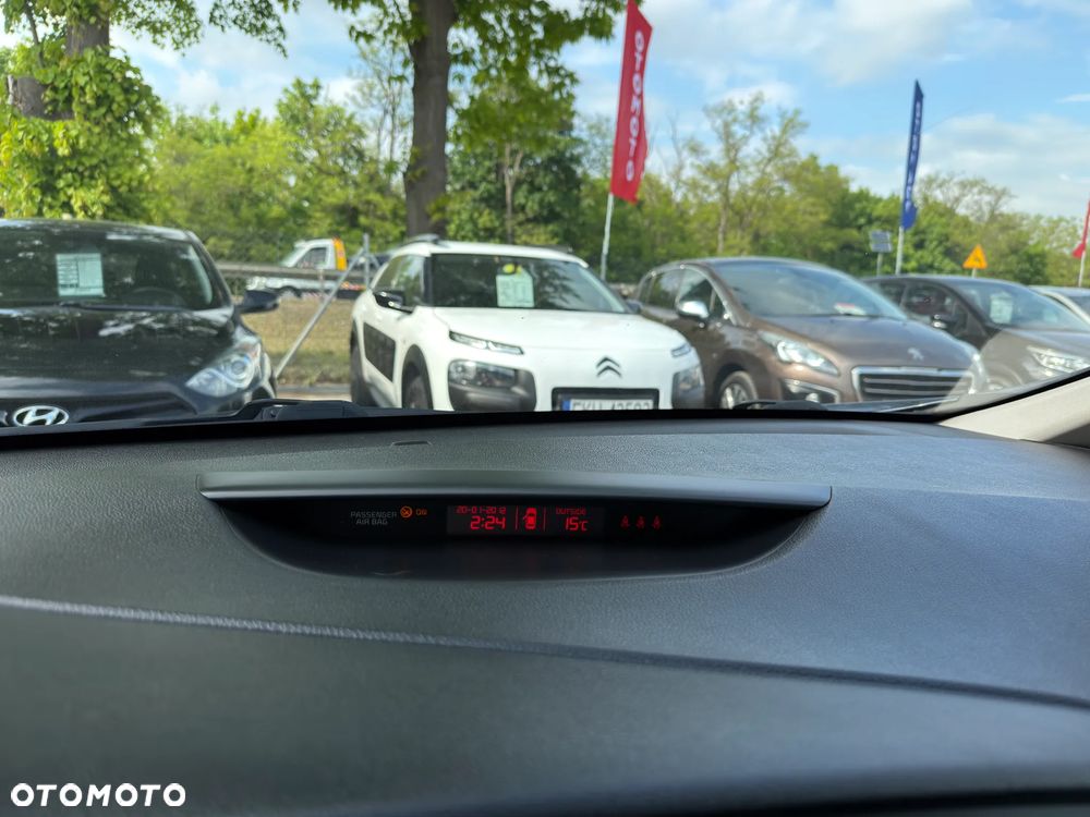 Kia Ceed 1.6 CVVT ISG Spirit - 19