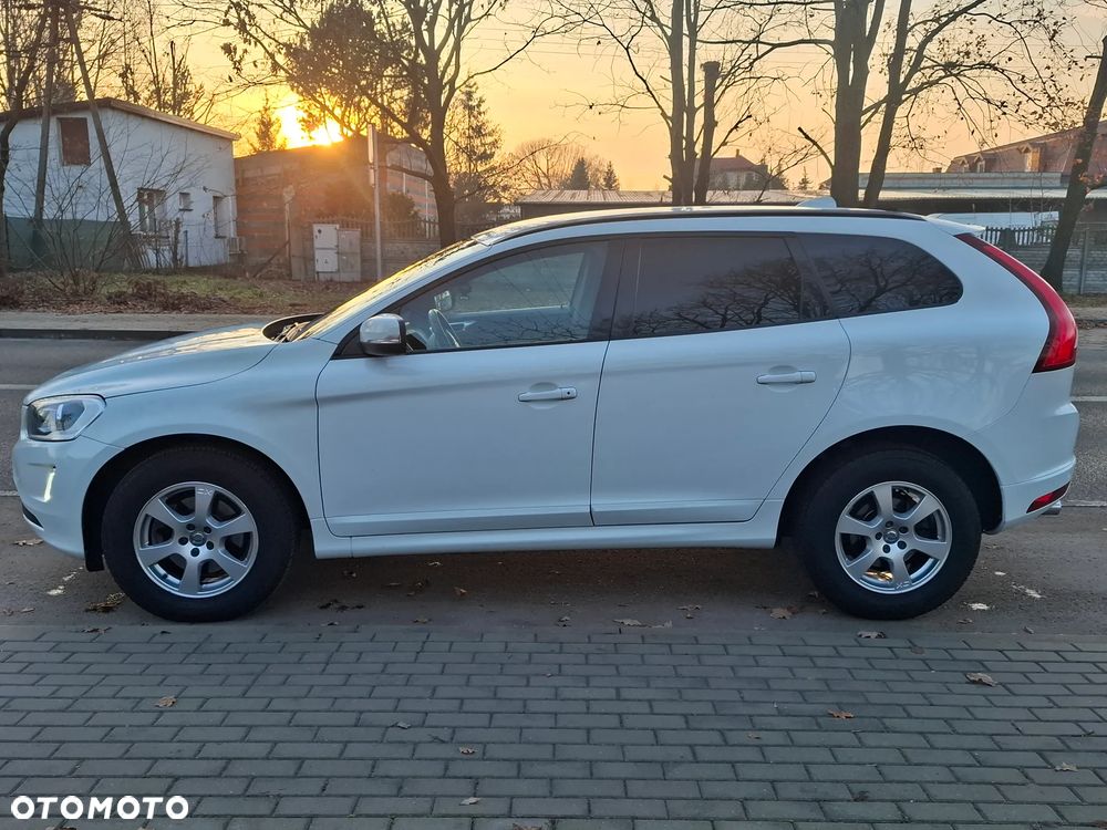 Volvo XC 60 D3 Geartronic Summum - 4