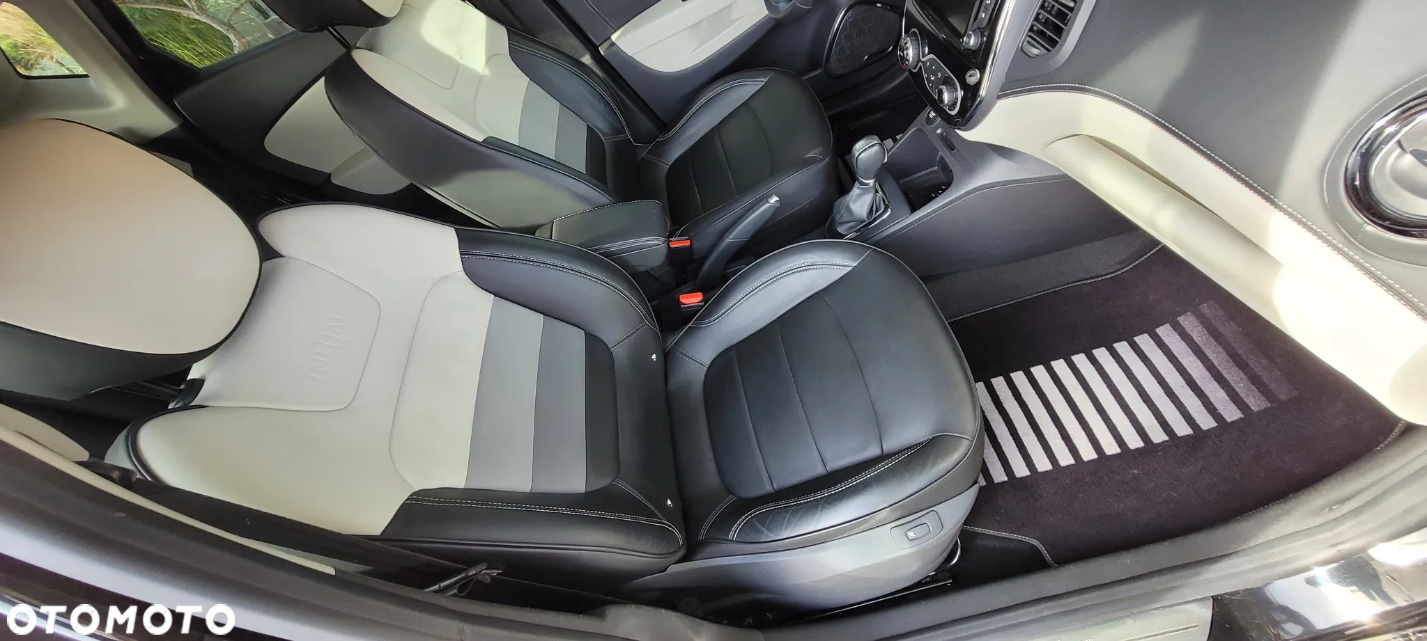 Renault Captur ENERGY TCe 120 EDC Initiale Paris - 7