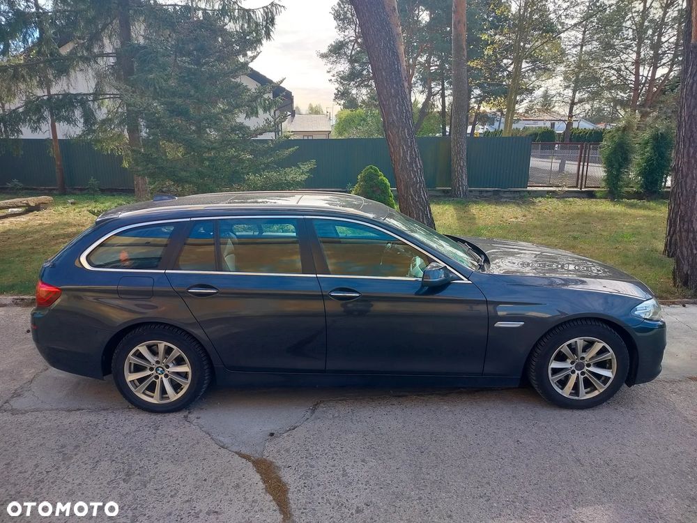 BMW Seria 5 520d Luxury Line - 4