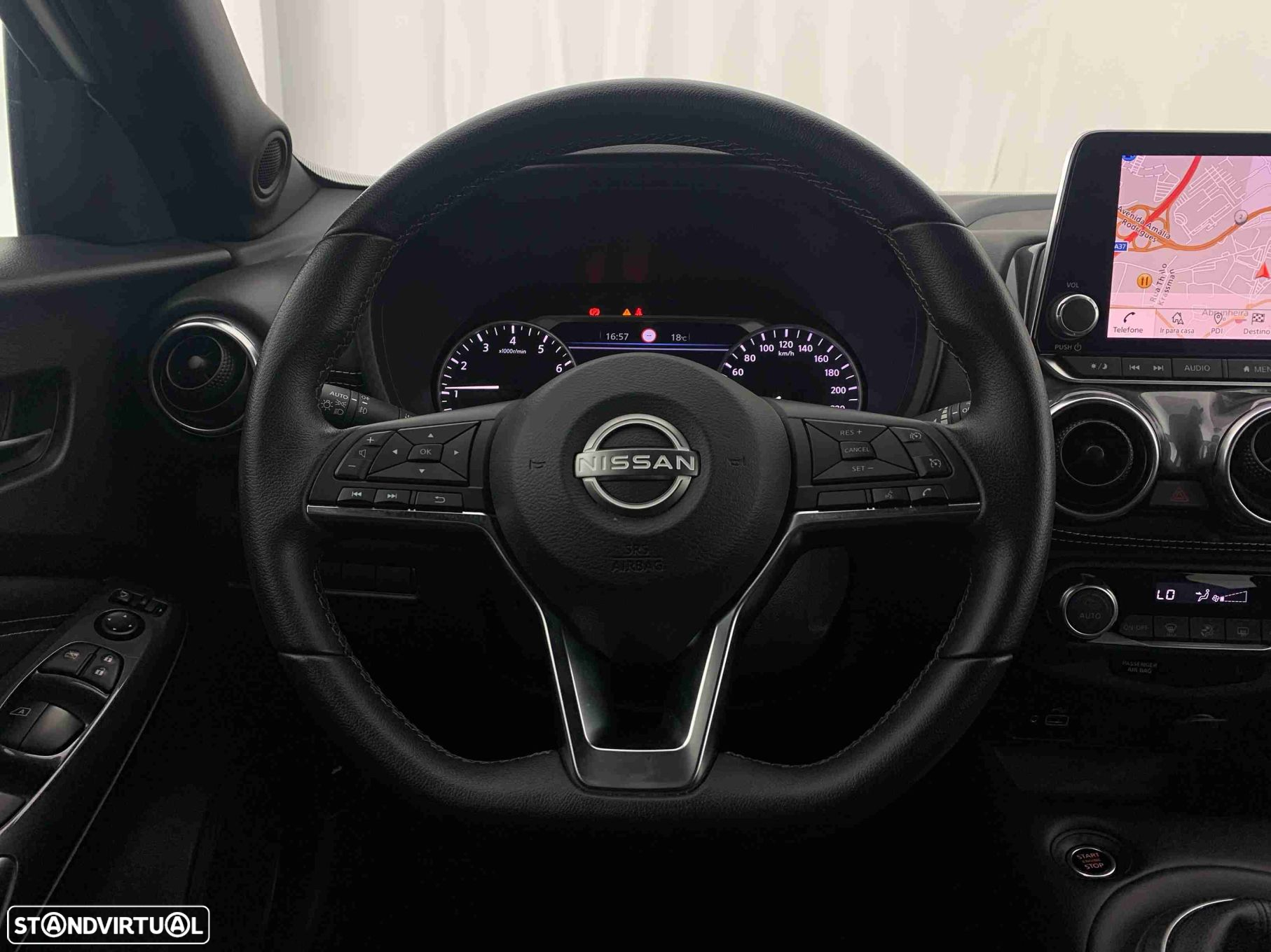 Nissan Juke 1.0 DIG-T N-Connecta NAV.+TwoTone NC - 11