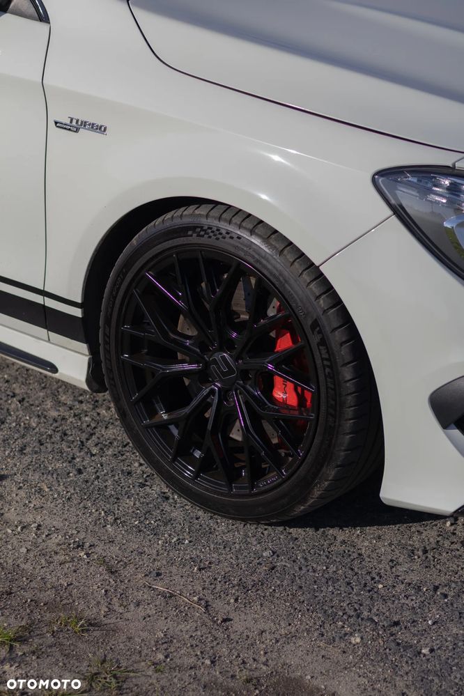 Mercedes-Benz CLA 45 AMG 4-Matic - 15