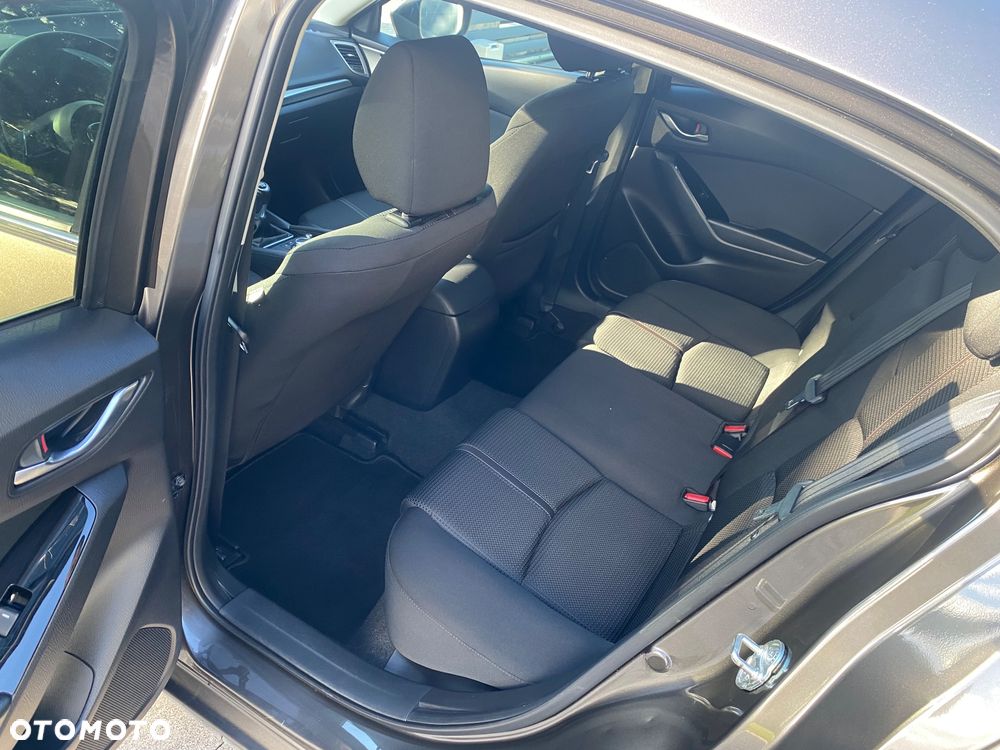 Mazda 3 1.5 D Skyenergy - 11