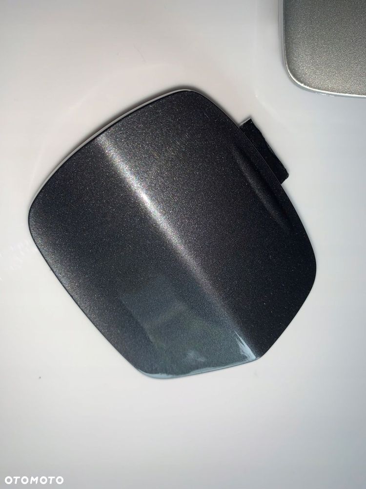 ZAŚLEPKA ZDERZAKA TYŁ HAK HOL VOLVO V50 FL KOLORY - 1