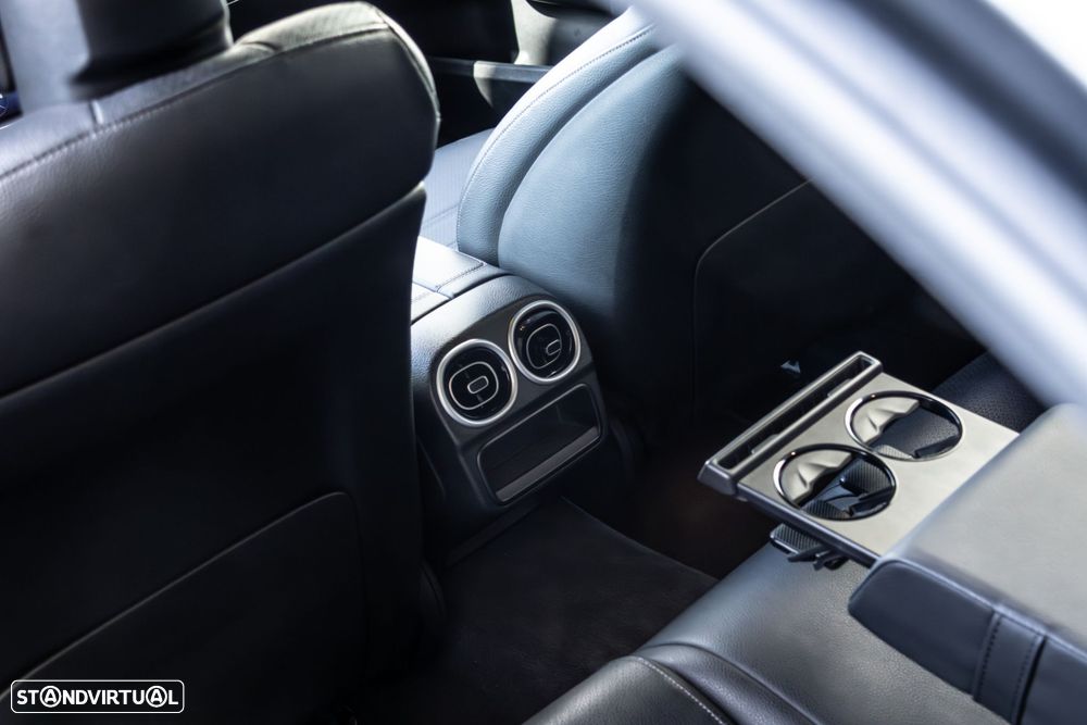 Mercedes-Benz C 300 d AMG Line - 29
