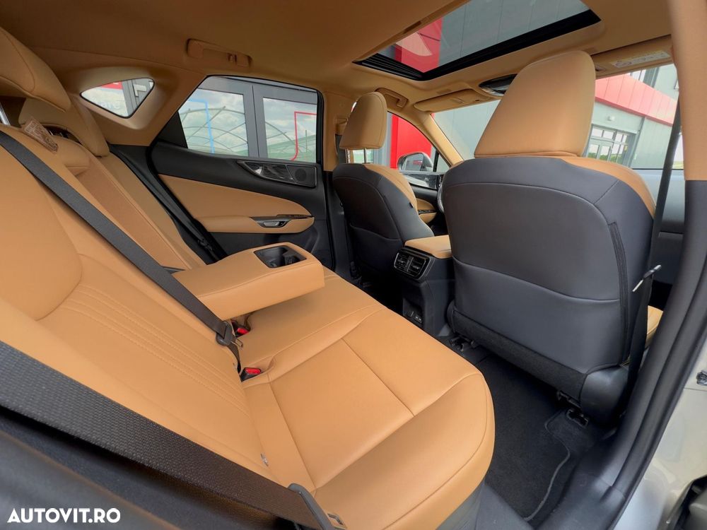 Lexus Seria NX 450h+ E-FOUR Luxury Line - 22