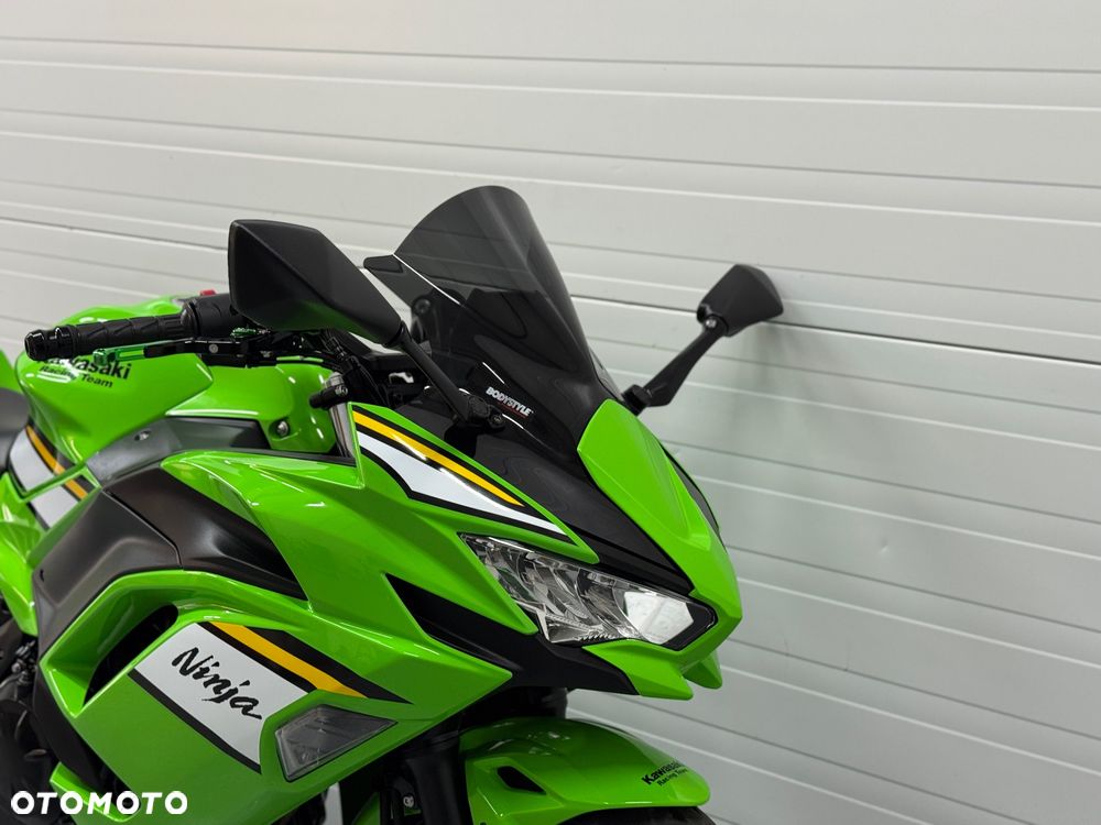 Kawasaki Ninja - 7