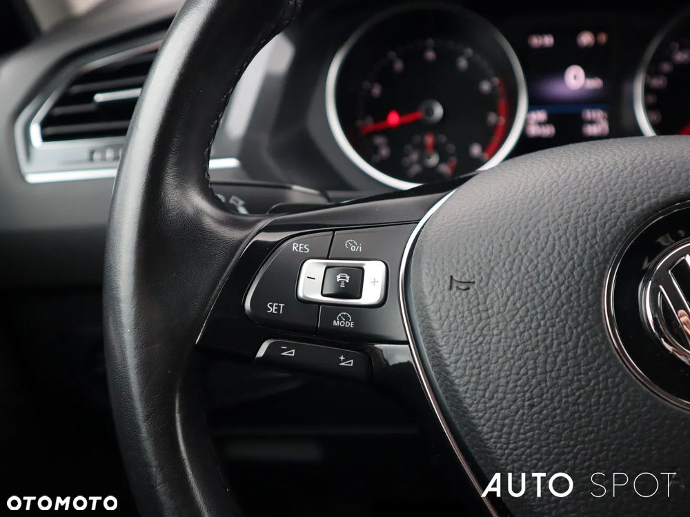 Volkswagen Tiguan Allspace 2.0 TSI 4Mot Comfortline DSG 7os - 16