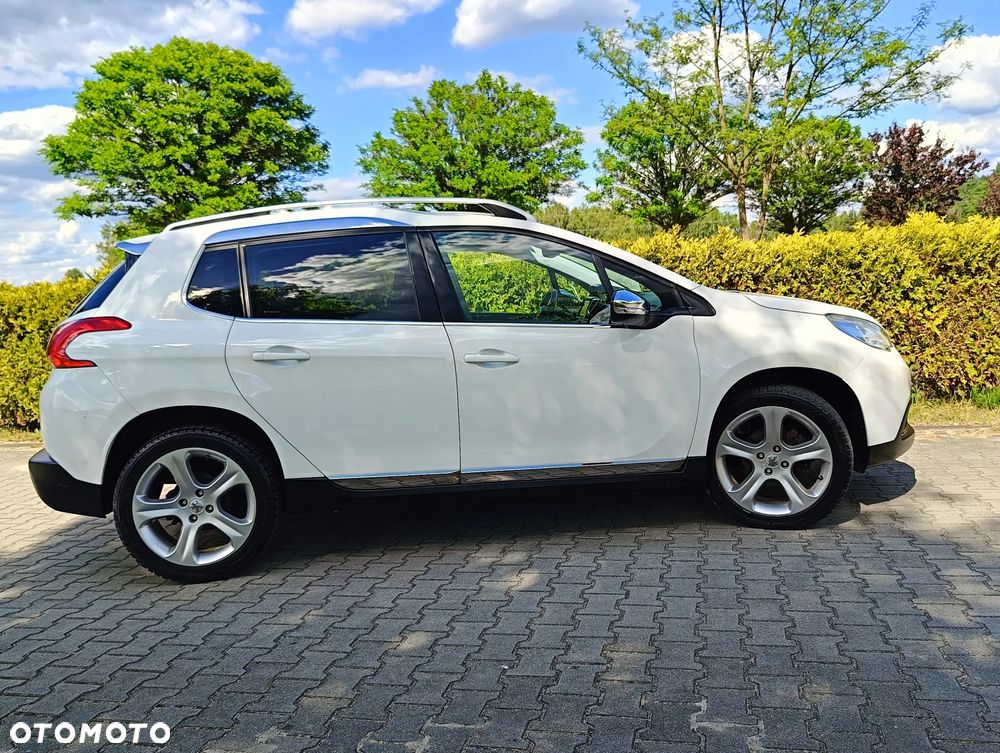 Peugeot 2008 1.6 BlueHDi Allure - 9