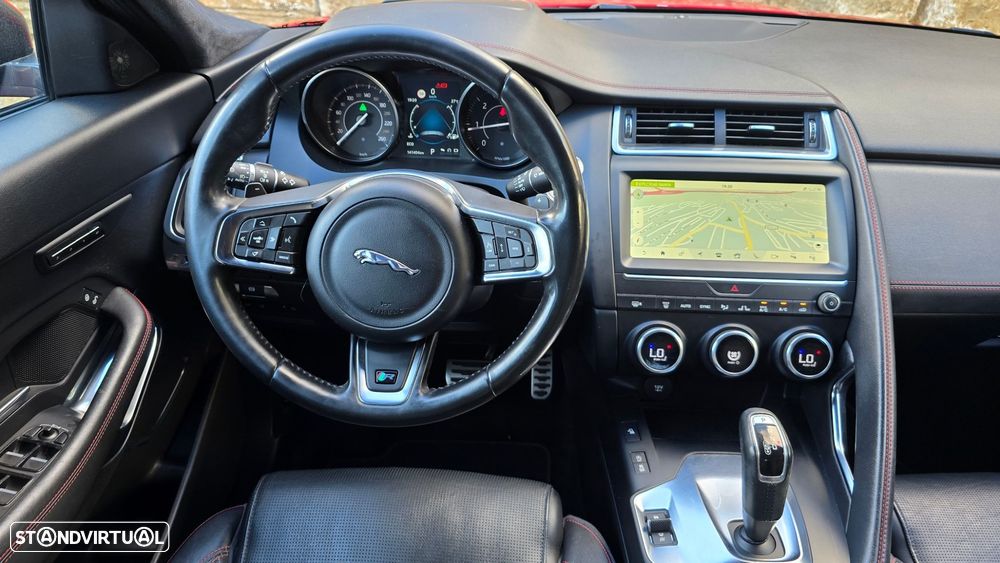 Jaguar E-Pace - 16