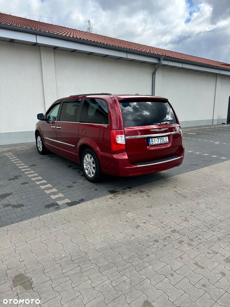 Chrysler Town & Country 3.6 Touring - 10
