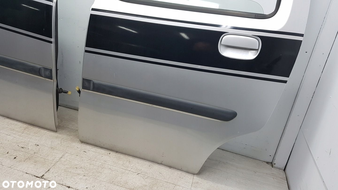 OPEL AGILA DRZWI TYŁ LEWE PRAWE Z157 - 4