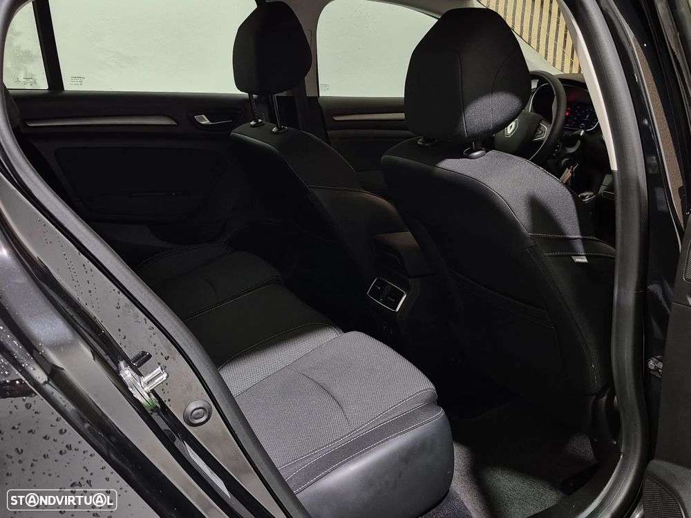 Renault Mégane Sport Tourer 1.5 Blue dCi Equilibre - 26