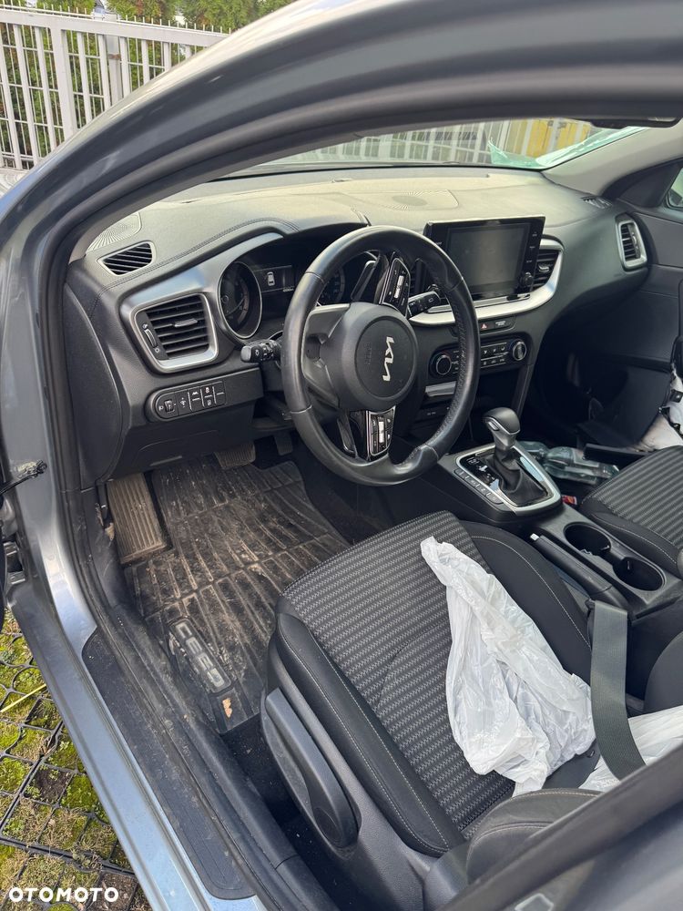 Kia Ceed 1.5 T-GDI L DCT - 16