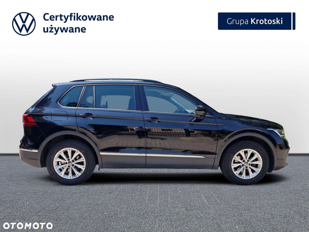 Volkswagen Tiguan - 11