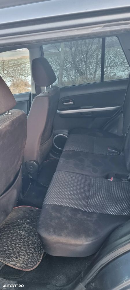 Suzuki Grand Vitara 1.9 DDIS Navi - 8