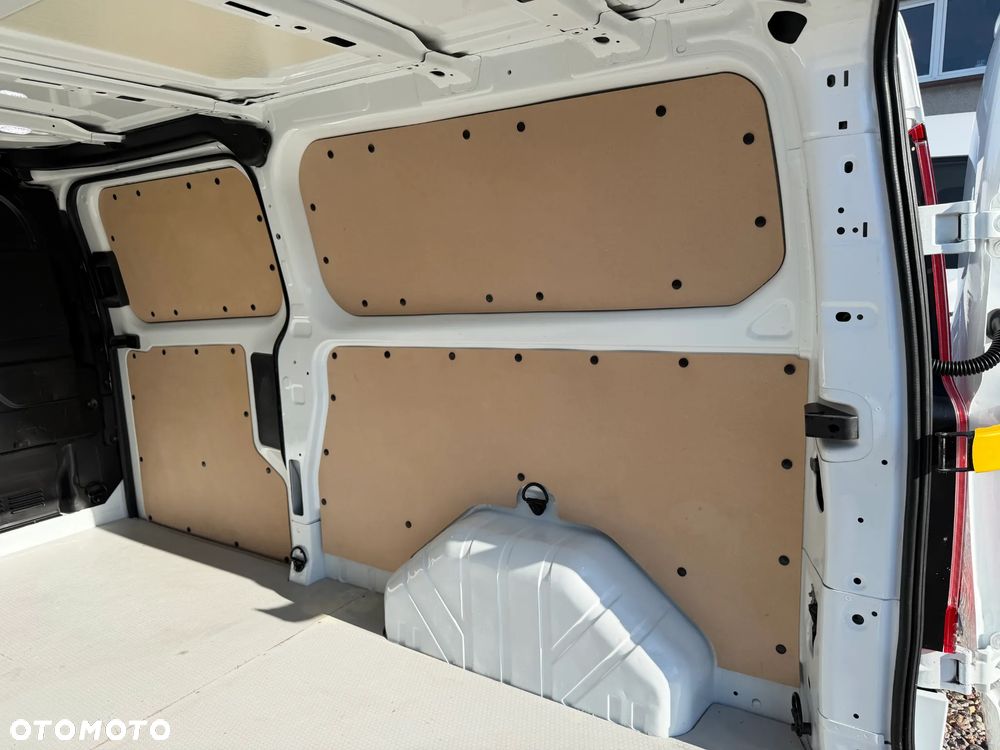 Ford TRANSIT CUSTOM VAN 300L MODEL L2H1 Long VAT-1 Cięż. 3 osobowy SILNIK 2.0 130KM Euro-6 DUŻA ŁADOWNOŚĆ 1086kg DMC 3000kg Homologacja na hak 2800kg ZABUDOWA PAKI! Niski przebieg TYLKO 93tys.km! - 14