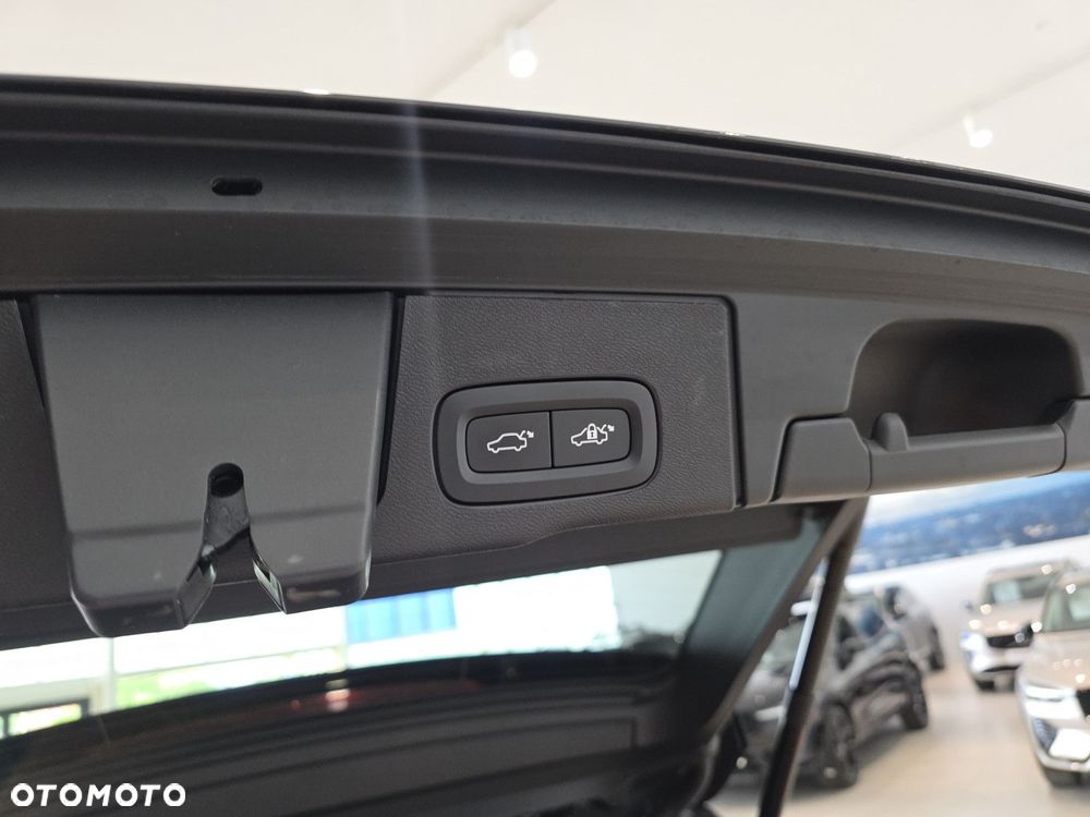 Volvo XC 60 - 32