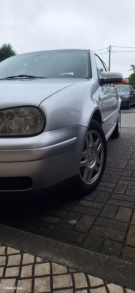 VW Golf 1.9 TDi 25 Anos - 12
