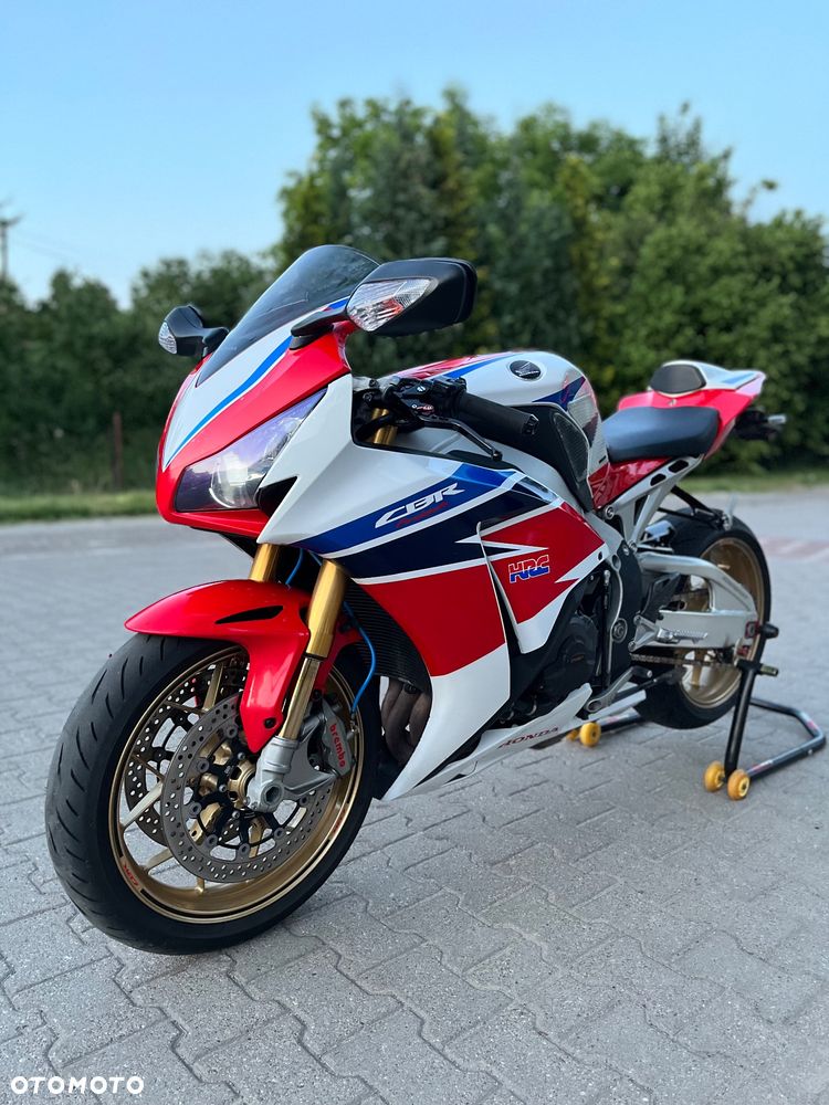 Honda CBR - 12